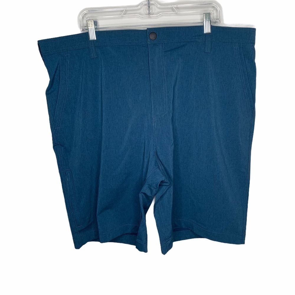 New Bass Mens Turbo dry UPF stretch shorts size 42